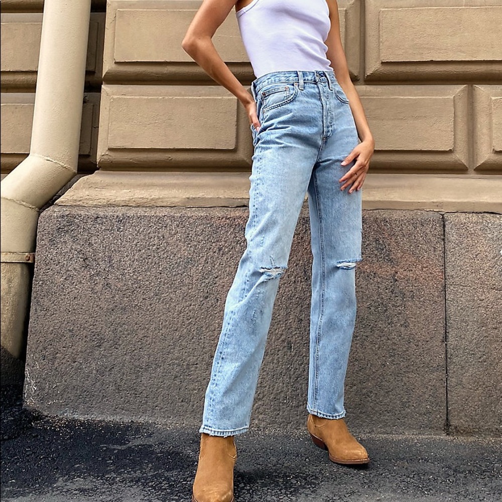 Aritzia Denim Forum Joni High Rise Loose Jean